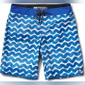 REEF - NEW! 19" Coast Wave Pattern Board Shorts - [Size 32]